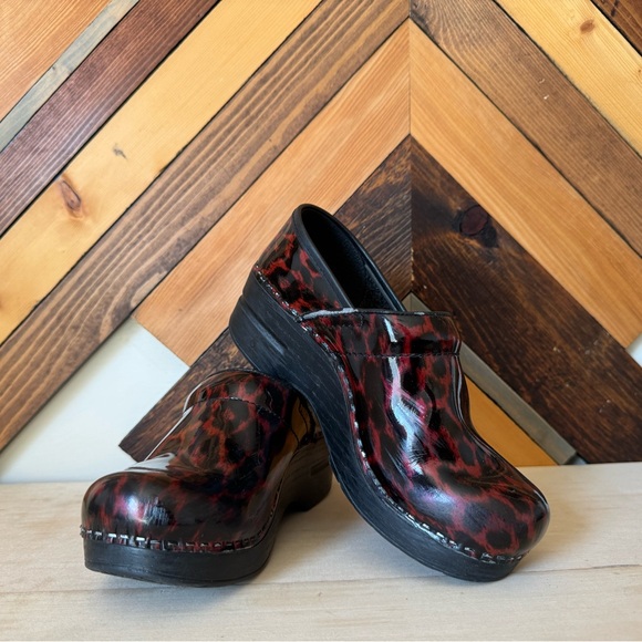 Dansko Shoes - Dansko Red and Black Cheetah Clogs size 36